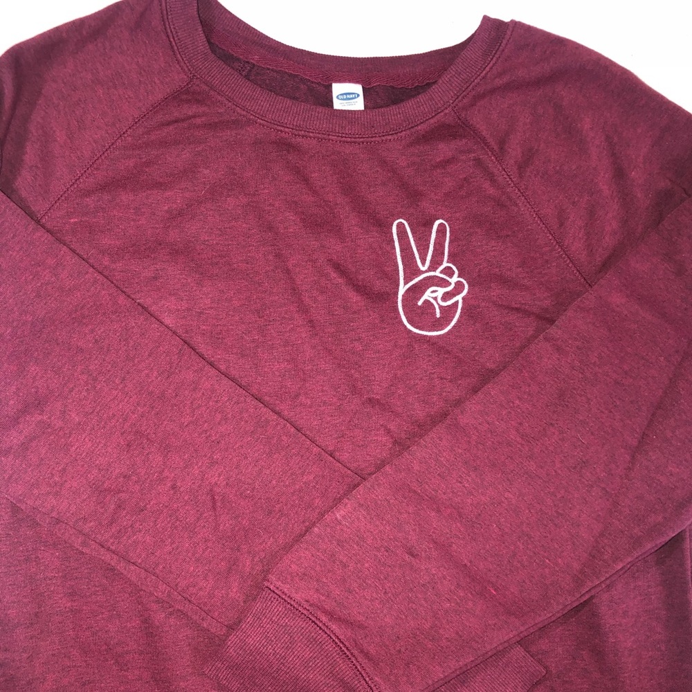 Super comfy Old Navy maroon peace sign sweatshirt.